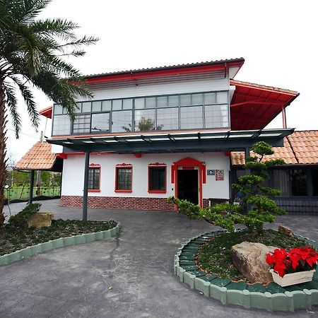 The Tiles Garden Yilan B&B Dongshan  Luaran gambar